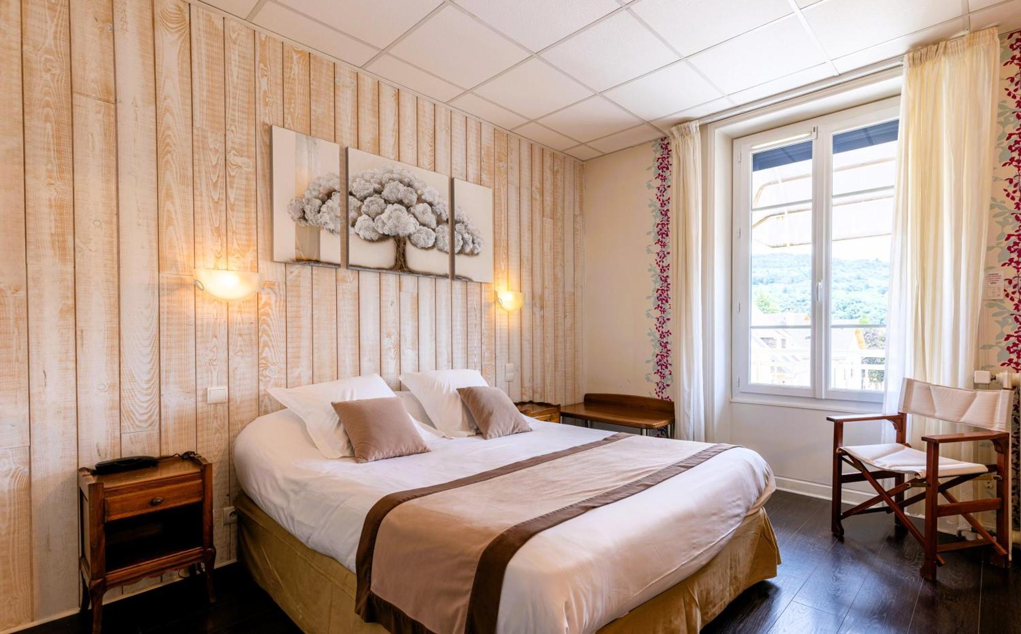 Hotel Le Sablier Du Temps Argentat Esterno foto